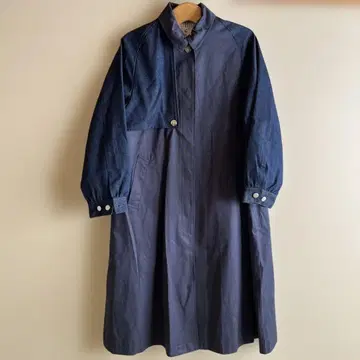 LBC 네이비 트렌치코트 스텐카라 코트