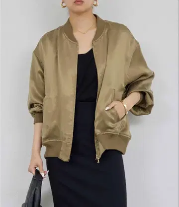 큐프라 새틴 블루종