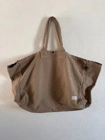 V.D.L.C. 브라운 토트백