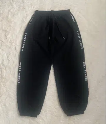 새상품 블랙 메쉬 조거 팬츠