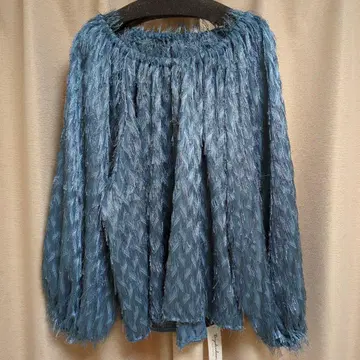 NUS 미사용 새상품 프린지 디자인 블루 긴팔 상의