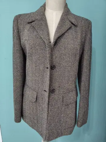 헤링본 패턴 테일러드 자켓 울 80% 기장 63cm