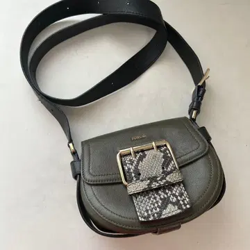FURLA 올리브 그린 숄더백