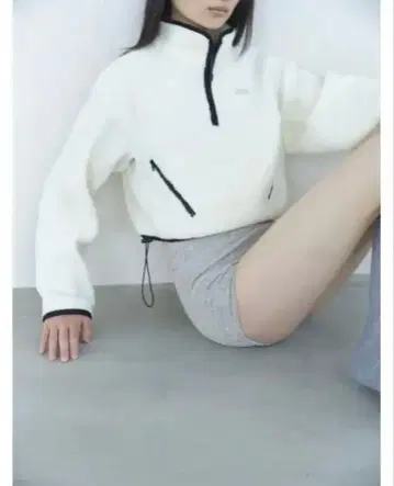 Rosarymoon BASIC Boa Sweat Top