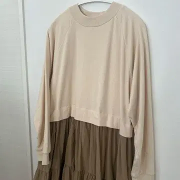 스튜디오 클립 도킹 원피스 긴팔 베이지