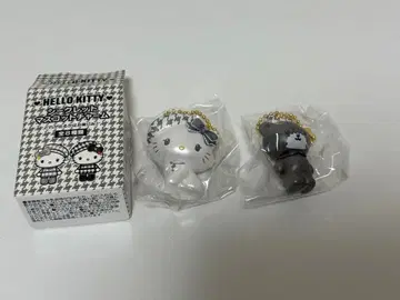 헬로키티 산리오 시크릿 마스코트 참 키티 2개 세트
