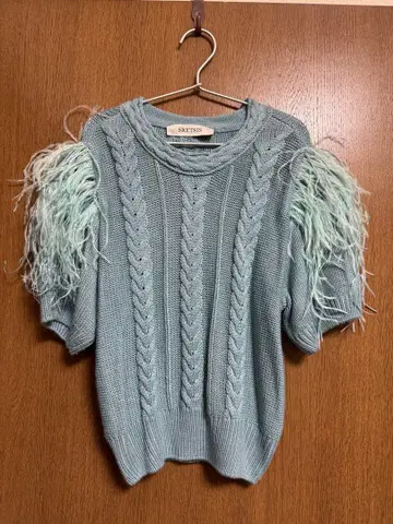 SRETSIS 페더 니트