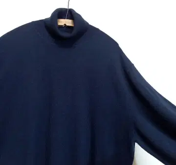 LL! 미엘 아방가르드 캐시미어 터틀넥 니트 캐시미어 스웨터