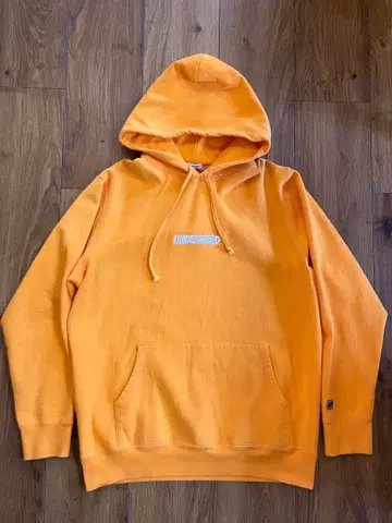 UNDEFEATED 오렌지 후드티 L 사이즈