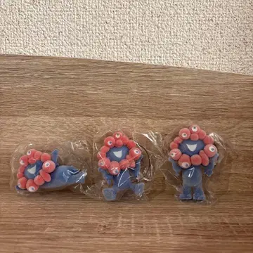 오사카 간사이 만박 미야쿠미야쿠 플로키 피규어 EXPO2025 3개 세트