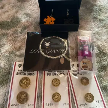 GIANTS 귀찌, 팔찌, 키링, 버튼 세트