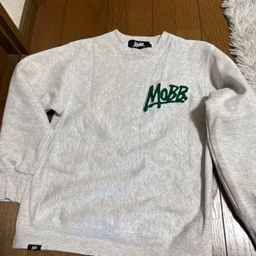 mobb 트레이닝복