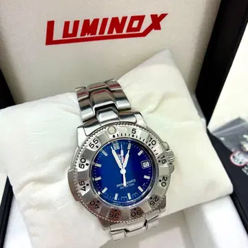 루미녹스 네이비씰 스틸 시리즈 3200 손목시계