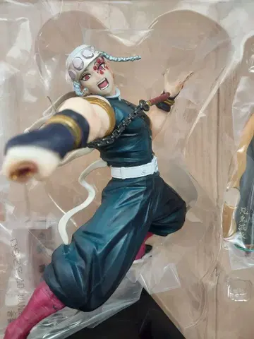 귀멸의 칼날 제일복권 B상 우즈이 텐겐 피규어