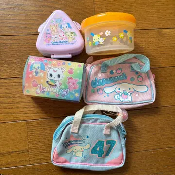 산리오 레트로 잡화 세트