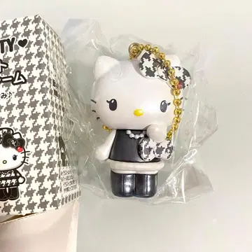 헬로키티 시크릿 마스코트 참 흑백 트윈룩 키티