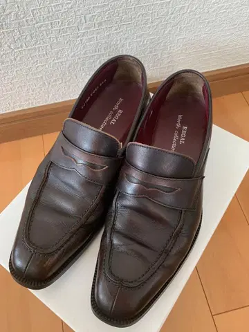 REGAL 리걸 브라운 로퍼 24.5 EE 무라염