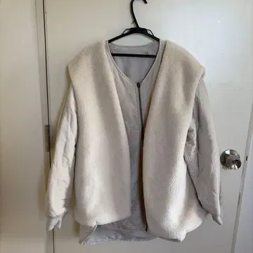 플리스 퀼팅 아우터 크림색