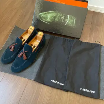 MAGNANNI 네이비 스웨이드 태슬 로퍼 사이즈 41