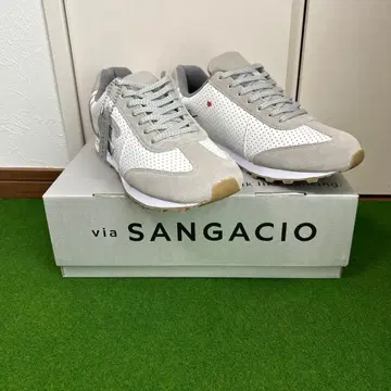 via SANGACIO 콜라보 뉴즈MOM 스니커즈 반시 모델