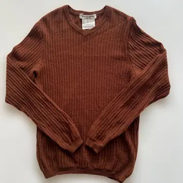 캐서린 햄넷 V넥 스웨터