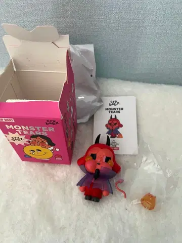 클라이 베이비 MONSTERTEARS 팝 마트