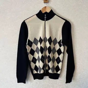 Black & White 아가일 스웨터 사이즈 2