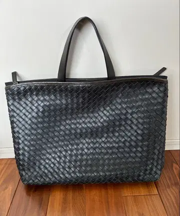 사자비 블랙 가죽 뜨개질 토트백