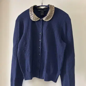 MARC BY MARC JACOBS 비쥬 가디건 네이비 x 골드 옷깃
