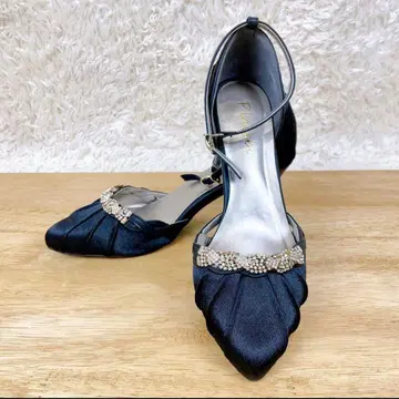 큐피드 하트 결혼식 비쥬 펌프스