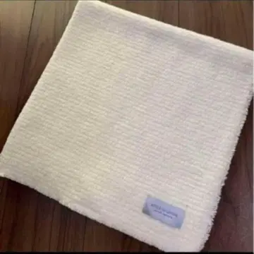 미사용 새상품 유나이티드 애로우즈 무릎담요 모 100% 화이트 니시카와