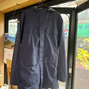 CANADA GOOSE 나일론 자켓 네이비