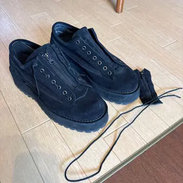 Danner 화이트 마운티니어링 블랙 신발