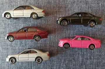 토미카 크라운 5대 세트