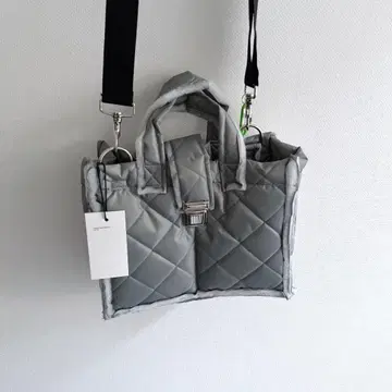 새상품 CAMIEL FORTGENS 2WAY 숄더백 레어 색상 가방