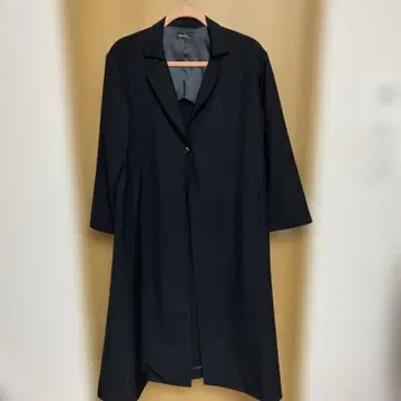 미니멀라이즈 플러스 블랙 롱 코트