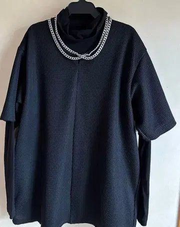체인 목걸이 포함 풀오버
