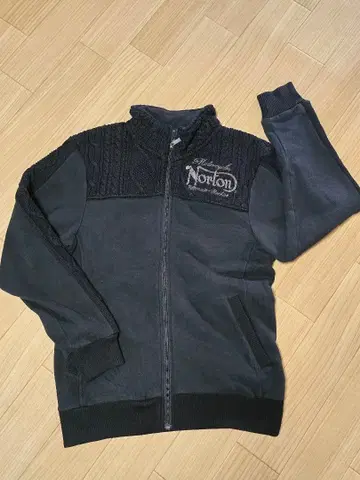 Norton 블랙 자켓 M