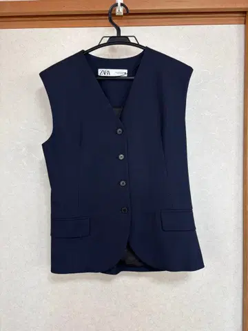 ZARA 네이비 숏 기장 베스트