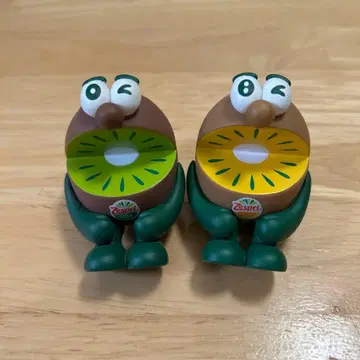 Zespri 키위 브라더스 캐릭터 피규어 2체 세트