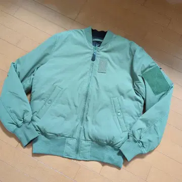 ALPHA MA-1 다운 자켓 리버서블 ( 카키 x 블랙 )