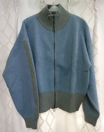 BEAMS HEART 니트 스카이블루 그레이 집업