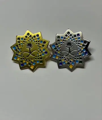 할인! [레어] 오사카 만박 사우디아라비아 핀 배지 실버 골드