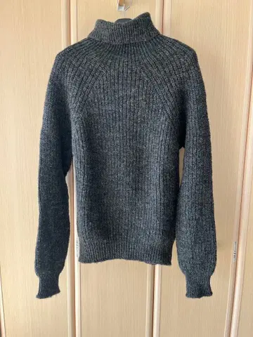 INIS MEAIN 이니슈만 터틀넥 스웨터 니트 S 사이즈