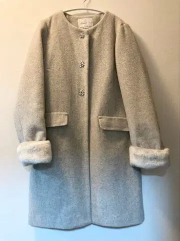 쿠튀르 브로치 그레이 노카라 롱 코트