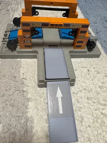 토미카 프라레일 아치형 건널목 레어