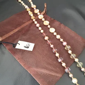 아틀리에 소레일 펄과 비즈의 롱 목걸이