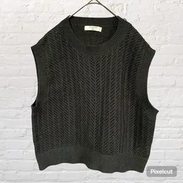 10639 사만사 모스모스 슬리브리스 니트 베스트 숏 기장 블랙 x 그린