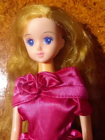 티모테 제니 프렌드 리카짱 인형 옷 갈아입히기 인형