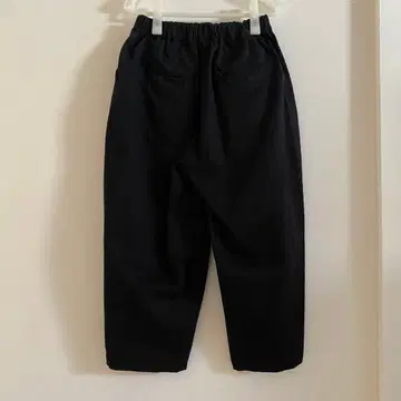 오로네 벌룬 팬츠 블랙